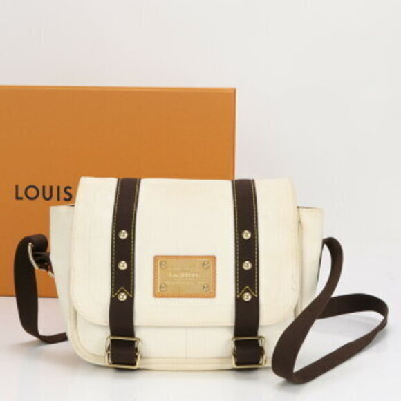 Louis Vuitton Handbags - Louis Vuitton Antigua Buzas Leather Crossbody Messenger Business Tote